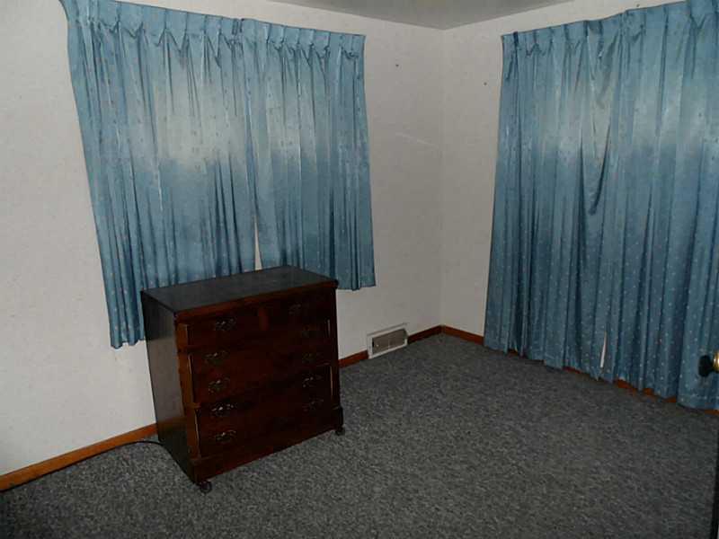 2205 Forest Grove Road Coraopolis, PA 15108 - Photo 7 of 11 Bedroom.