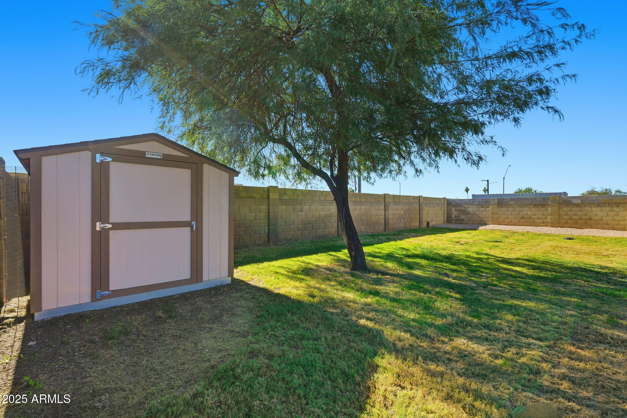 5839 West Hearn Road Glendale, AZ 85306 - Photo 32 of 35 a view of a backyard