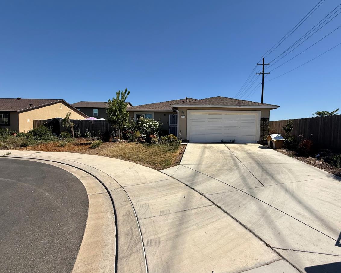 794 Dean Court Merced, CA 95341 - Photo 1 of 4