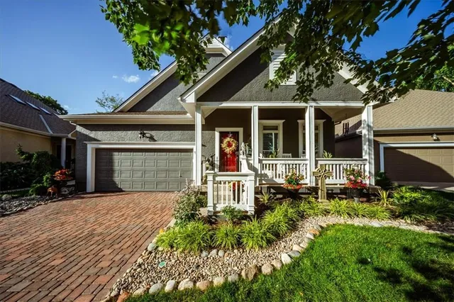 $565,000 | 12522 West 123rd Terrace, Overland Park, KS 66213