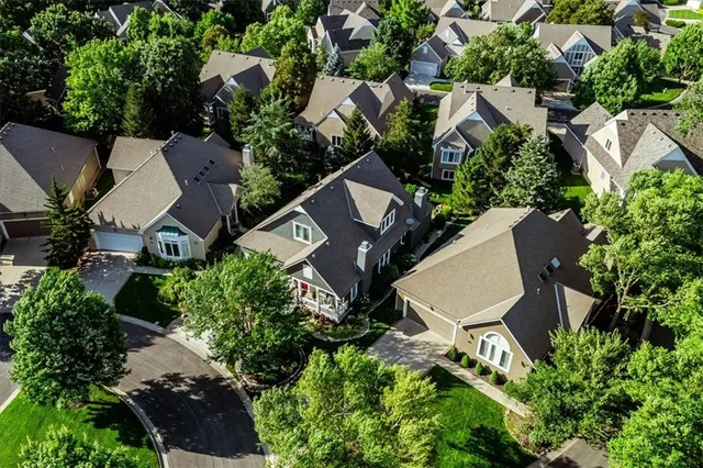 $565,000 | 12522 West 123rd Terrace, Overland Park, KS 66213