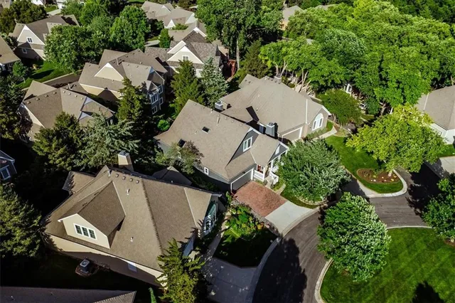 $565,000 | 12522 West 123rd Terrace, Overland Park, KS 66213