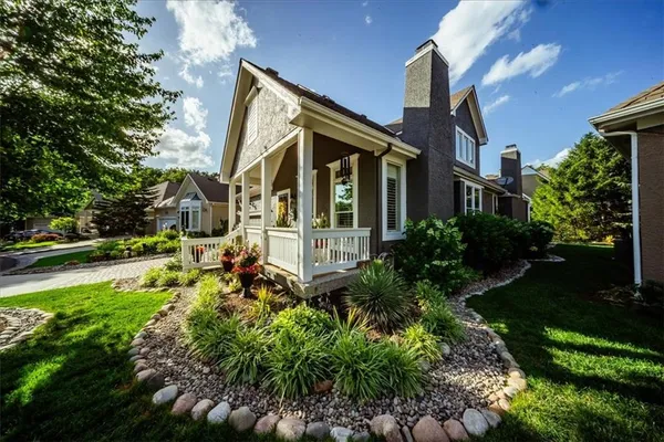 $565,000 | 12522 West 123rd Terrace, Overland Park, KS 66213