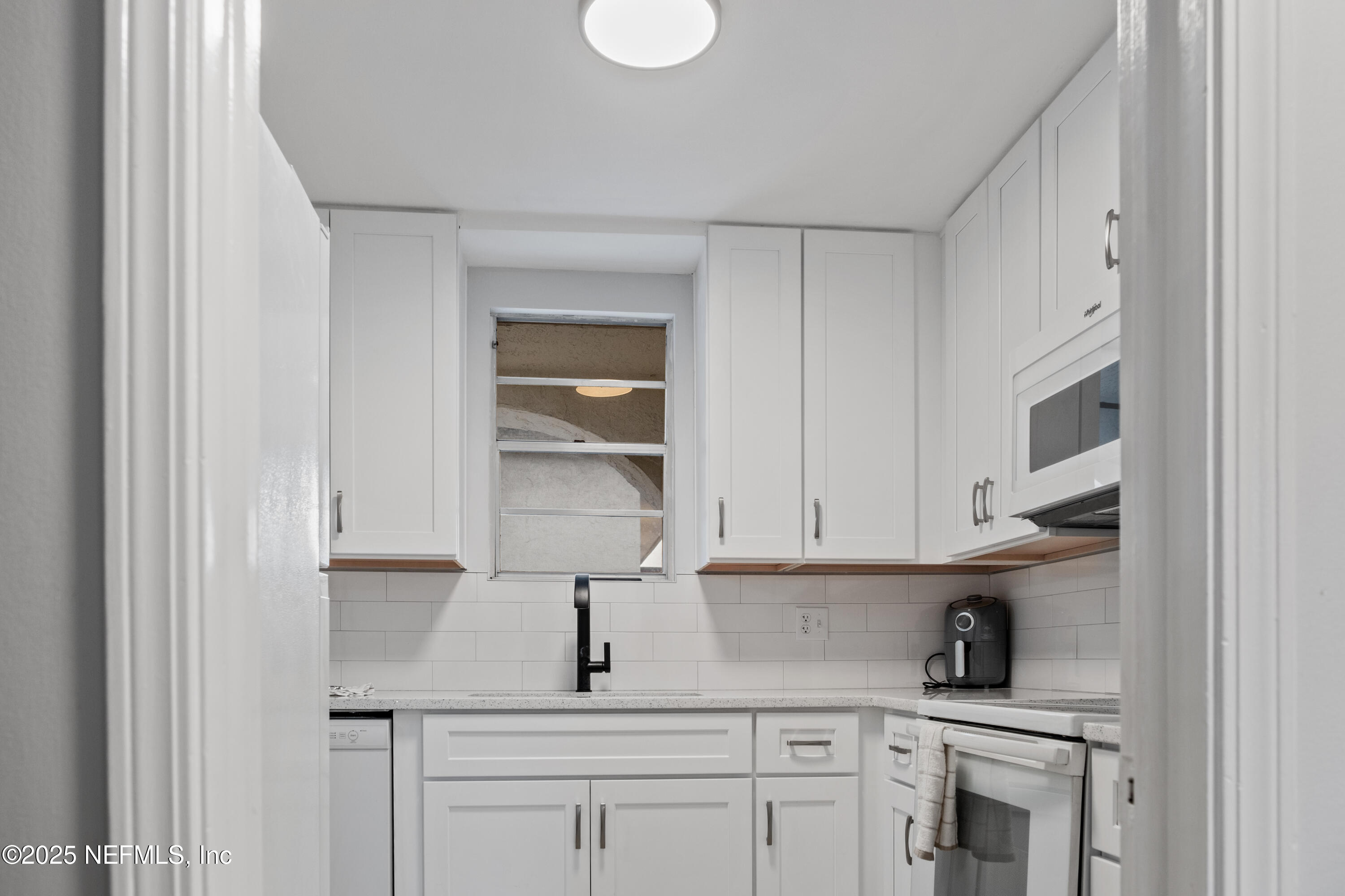 7341 El Ocho Road, Unit 1 Jacksonville, FL 32216 - Photo 5 of 12 IMG_3606 2