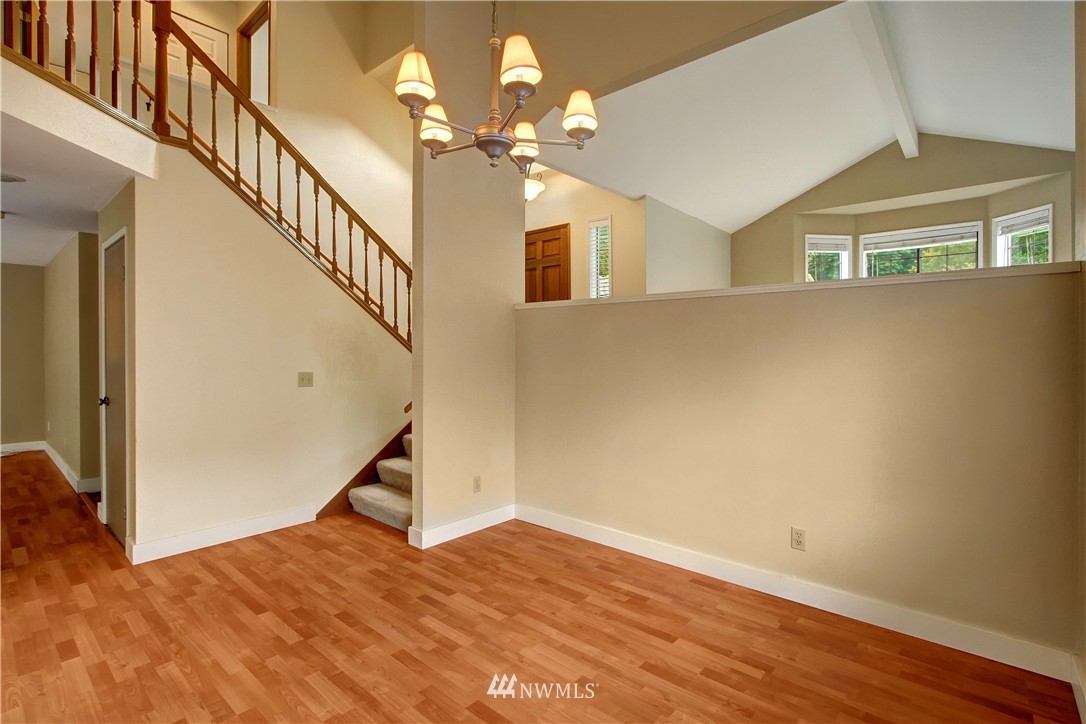 15918 Southeast 156th Street Renton, WA 98058 - Photo 5 of 25 Gallery Image 5