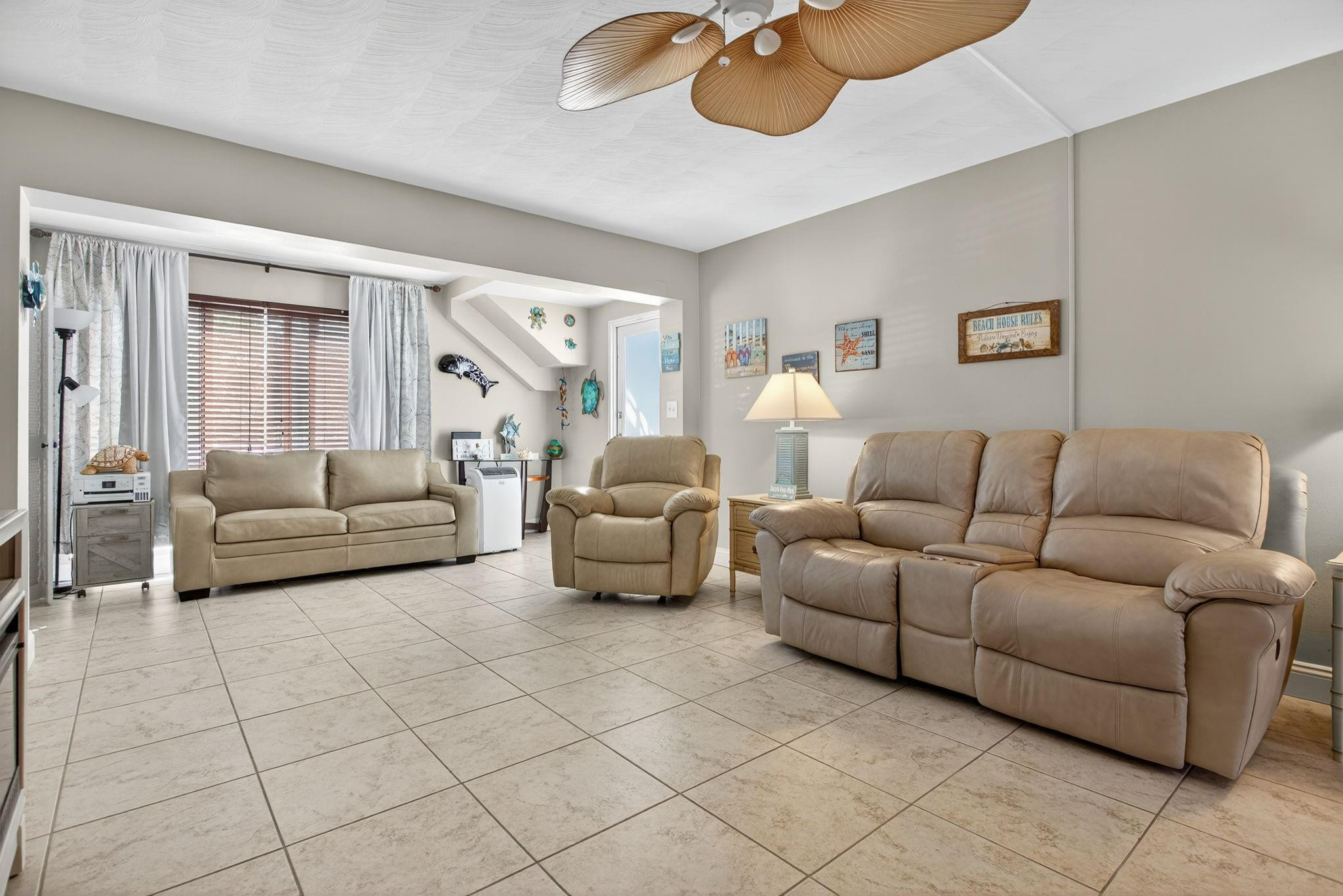 3201 Southeast 12th Street, Unit C2 Pompano Beach, FL 33062 - Photo 4 of 57 Photo 4