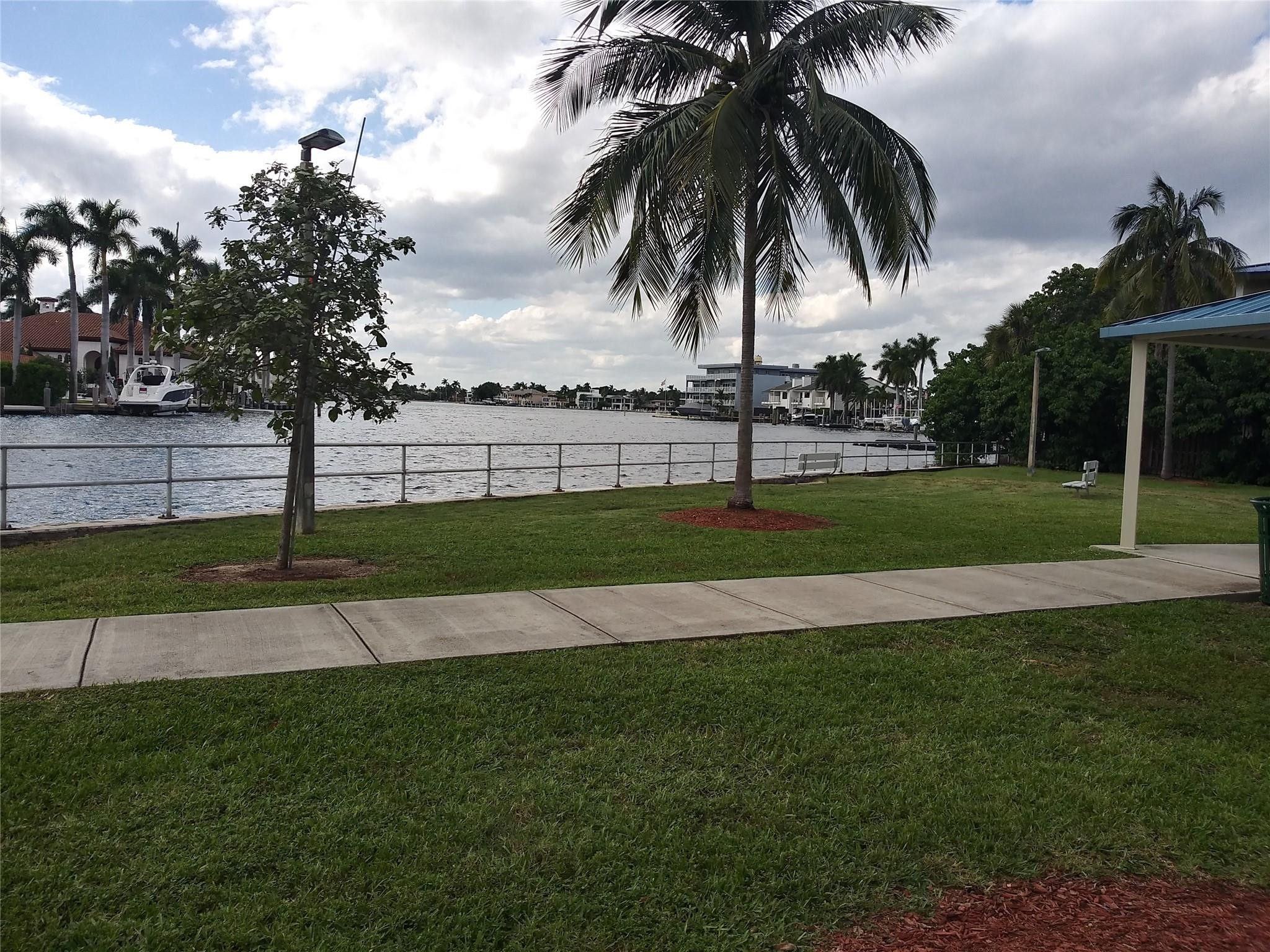 3201 Southeast 12th Street, Unit C2 Pompano Beach, FL 33062 - Photo 55 of 57 Photo 55