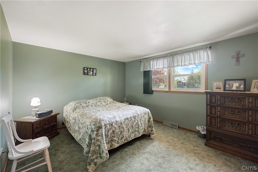 7 Lark Path Clay, NY 13090 - Photo 16 of 38