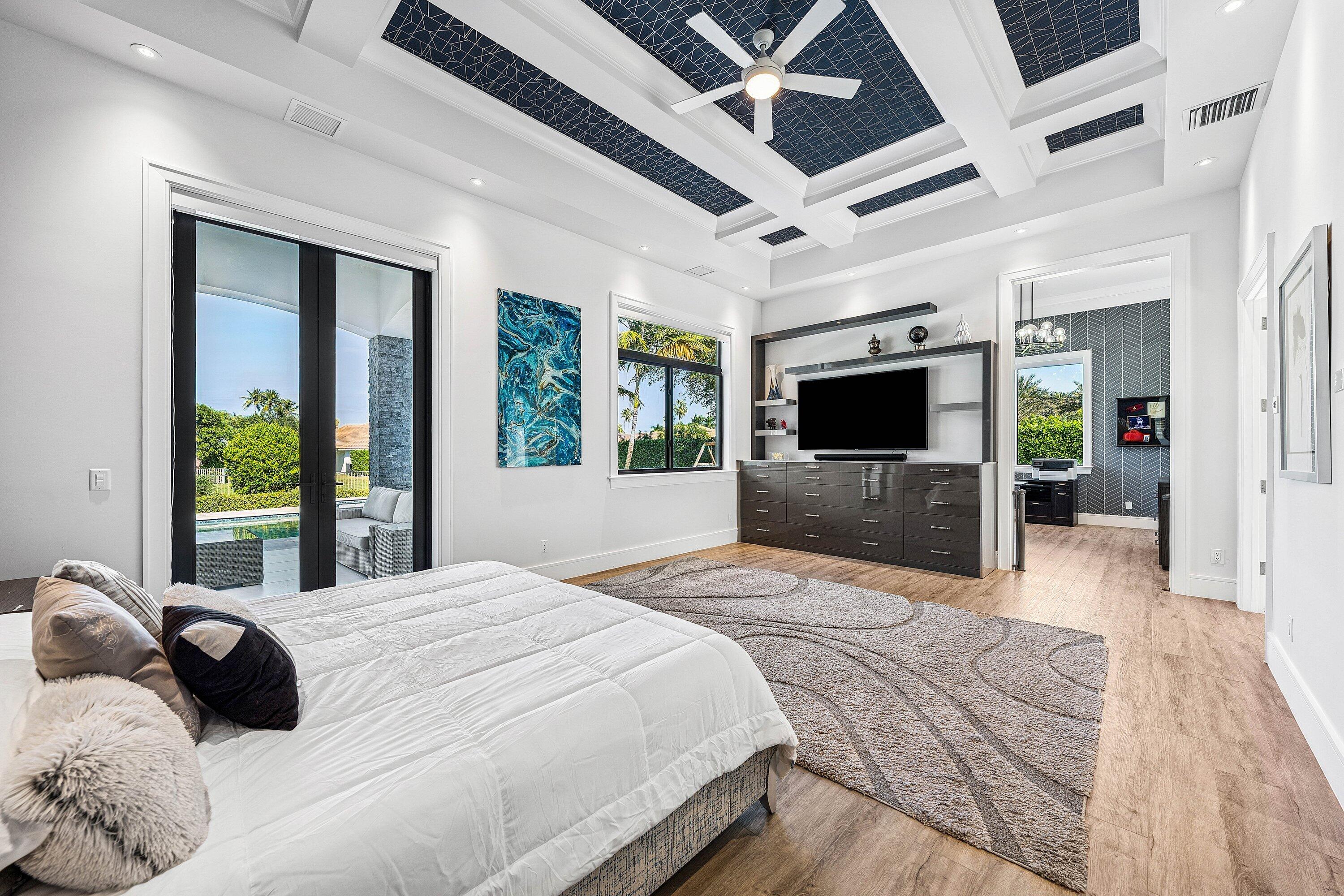 6773 Boniello Drive Boca Raton, FL 33496 - Photo 20 of 59 Grand Primary Suite