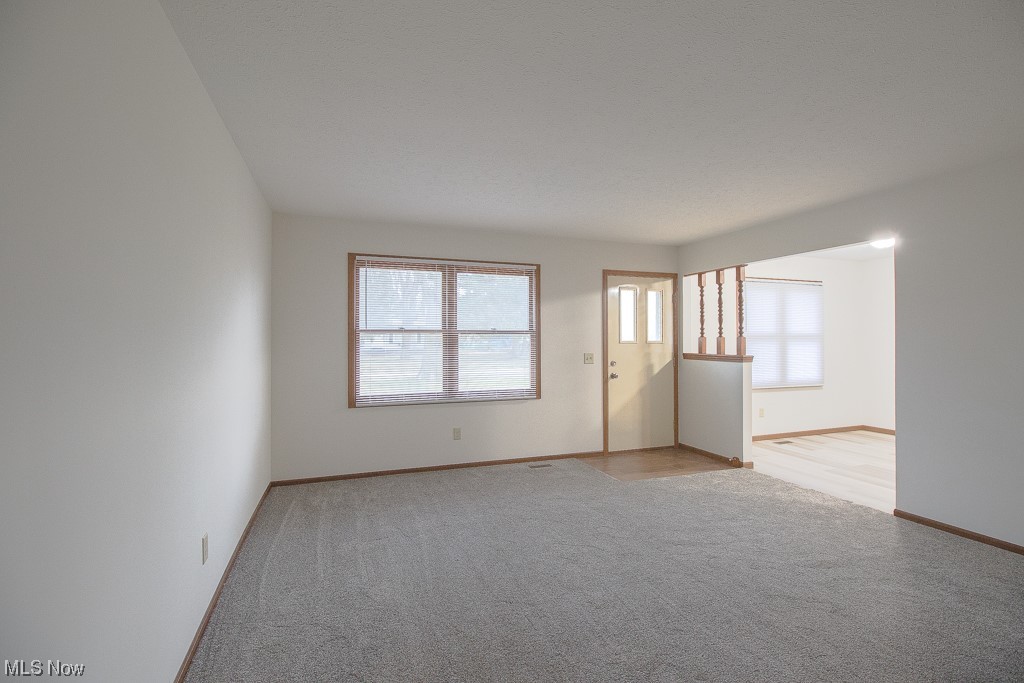 34176 Roberts Road Eastlake, OH 44095 - Photo 11 of 23
