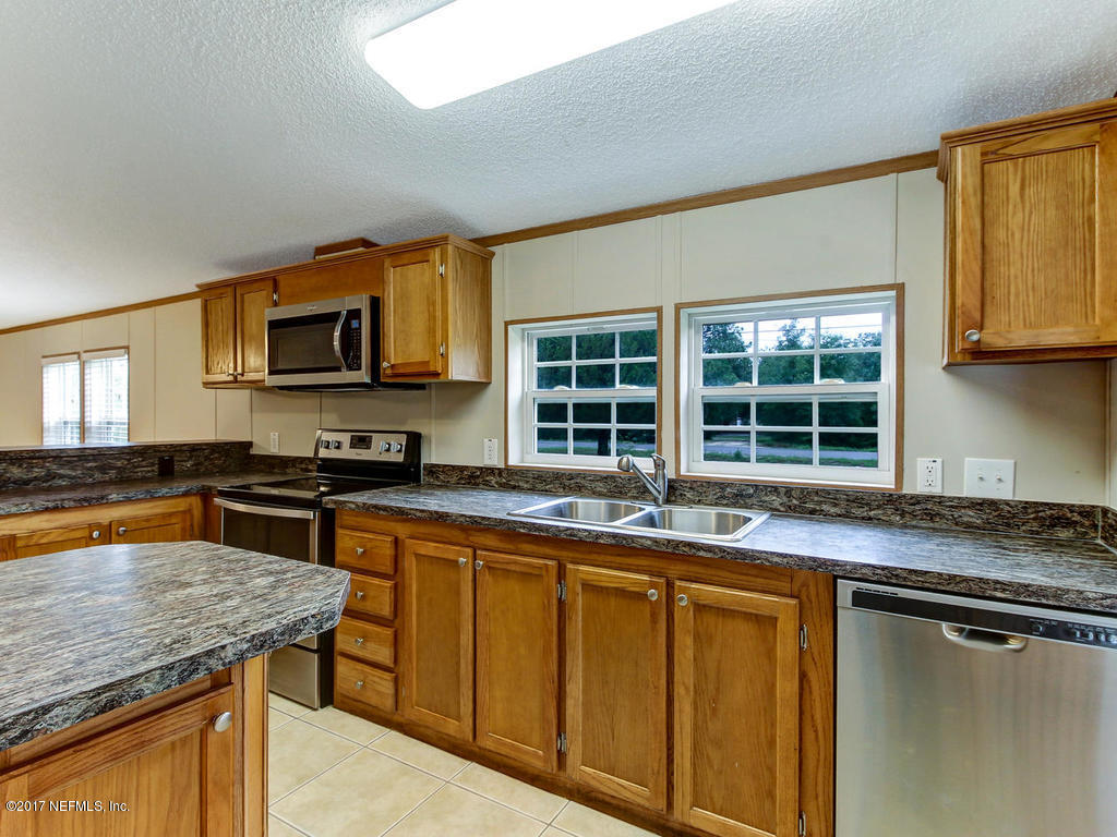 3005 Ruddy Lane Middleburg, FL 32068 - Photo 11 of 39 3005 Ruddy Ln Middleburg FL-MLS_Size-014