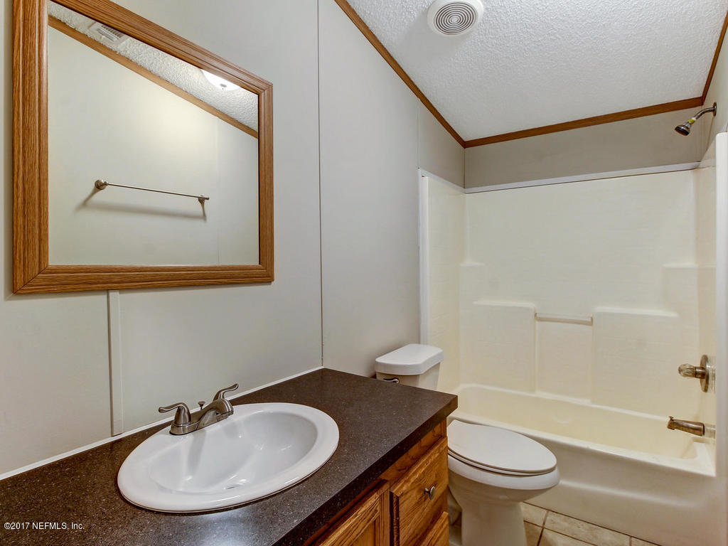 3005 Ruddy Lane Middleburg, FL 32068 - Photo 26 of 39 3005 Ruddy Ln Middleburg FL-MLS_Size-029