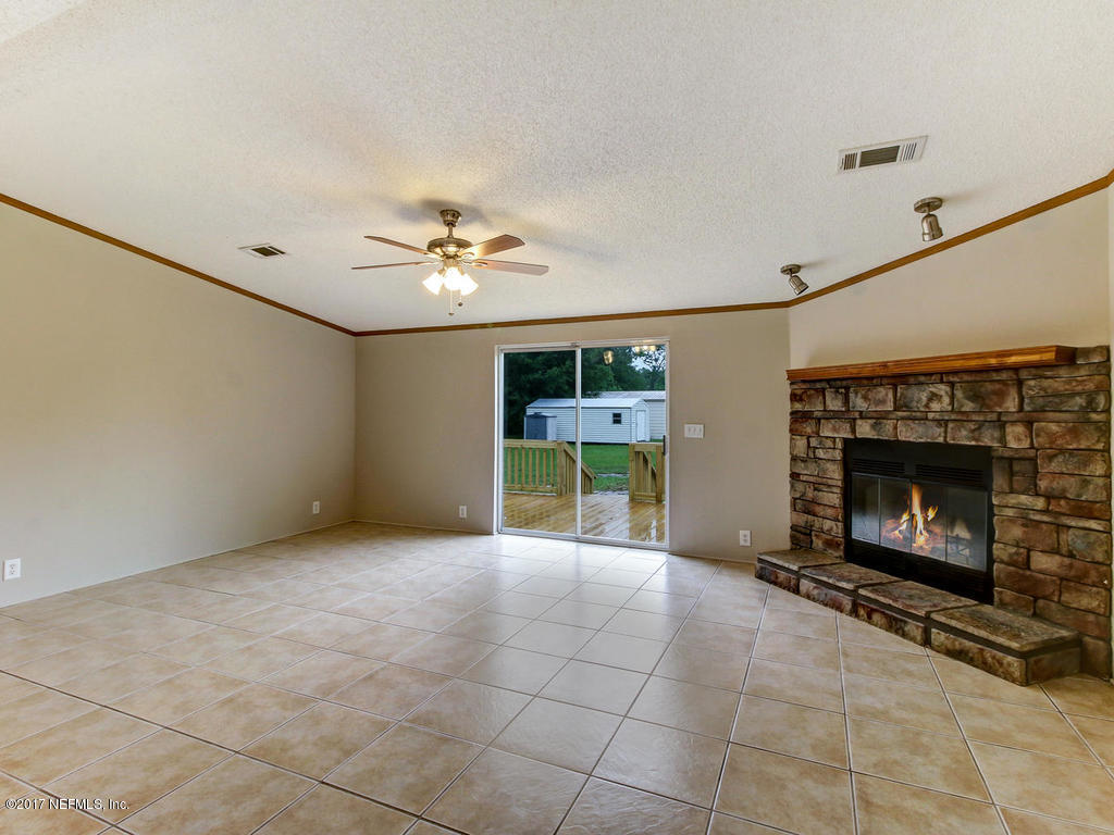 3005 Ruddy Lane Middleburg, FL 32068 - Photo 6 of 39 3005 Ruddy Ln Middleburg FL-MLS_Size-009
