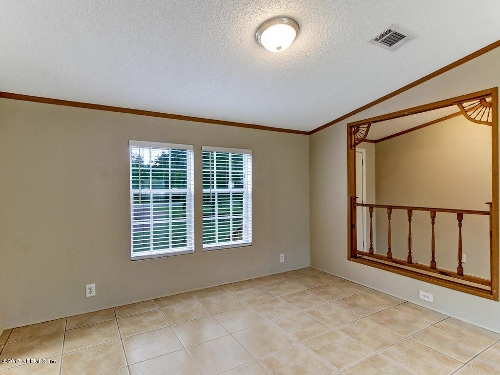 3005 Ruddy Lane Middleburg, FL 32068 - Photo 8 of 39 3005 Ruddy Ln Middleburg FL-MLS_Size-011