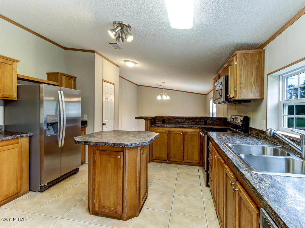 3005 Ruddy Lane Middleburg, FL 32068 - Photo 10 of 39 3005 Ruddy Ln Middleburg FL-MLS_Size-013
