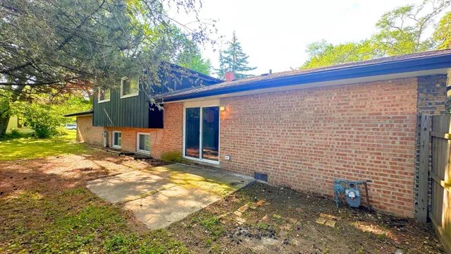 $179,000 | 15755 Madison Avenue, Dolton, IL 60419