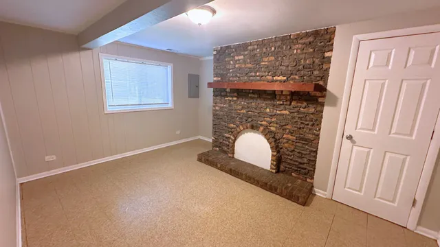 $179,000 | 15755 Madison Avenue, Dolton, IL 60419