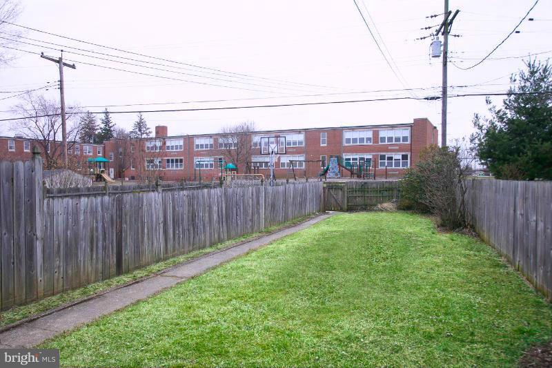 309 Overbrook Road Baltimore, MD 21212 - Photo 24 of 26 a view of a back yard