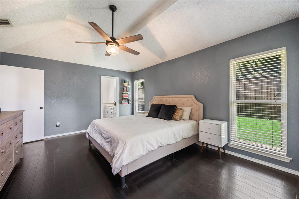 2807 Silverspring Road Carrollton, TX 75006 - Photo 21 of 37 A spacious layout leaves room for a sitting area or workspace, with direct access to the en suite bath.