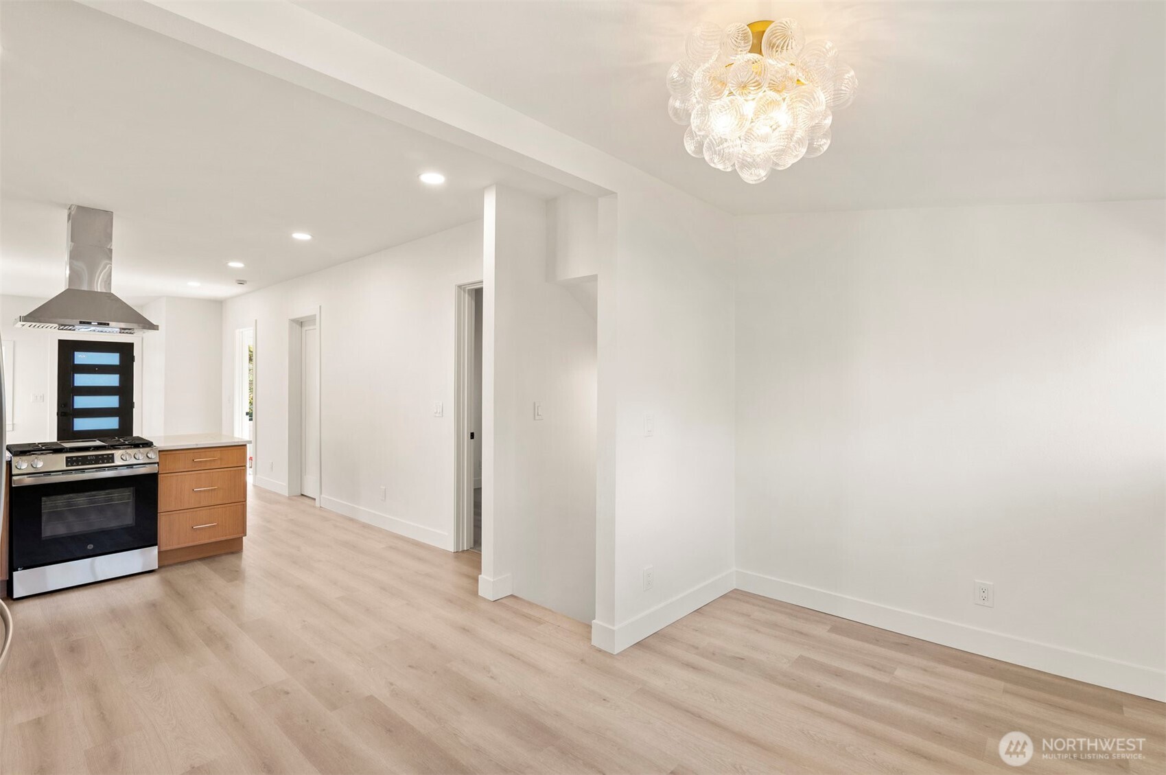 706 North 67th Street Seattle, WA 98103 - Photo 7 of 21 Gallery Image 7