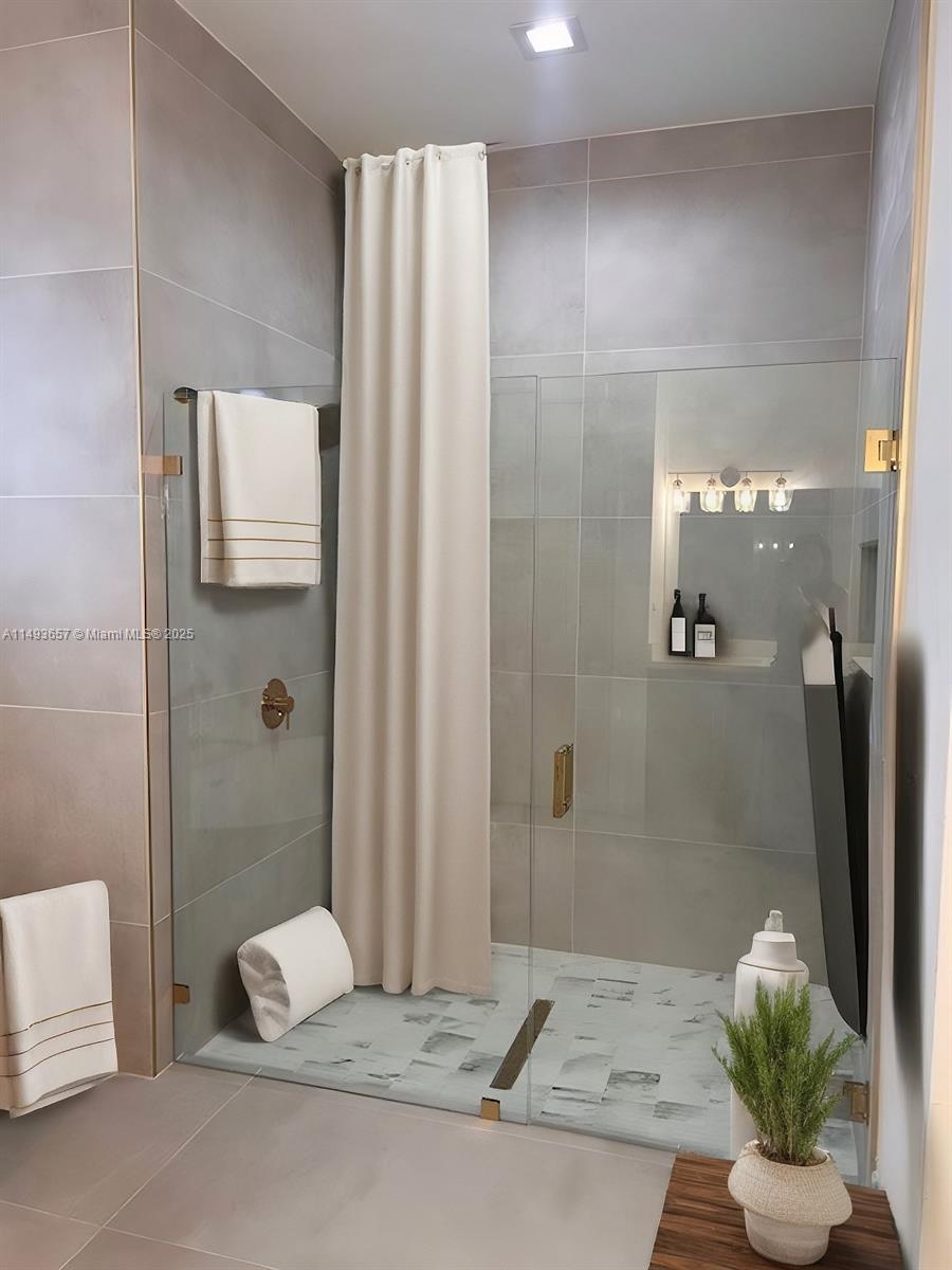 24600 Southwest 209th Place Homestead, FL 33031 - Photo 15 of 35 Gallery Image 15