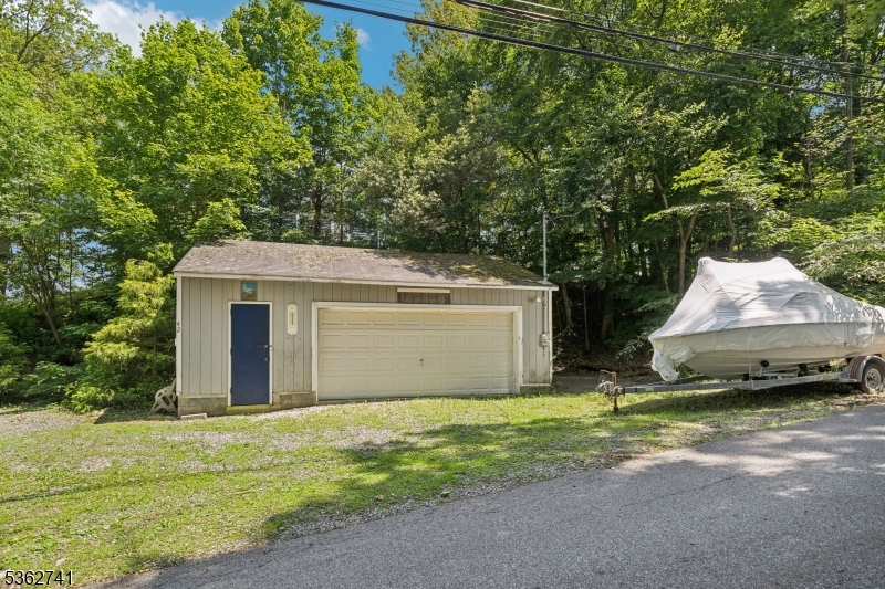 42 Witte Road West Milford, NJ 07421 - Photo 37 of 41