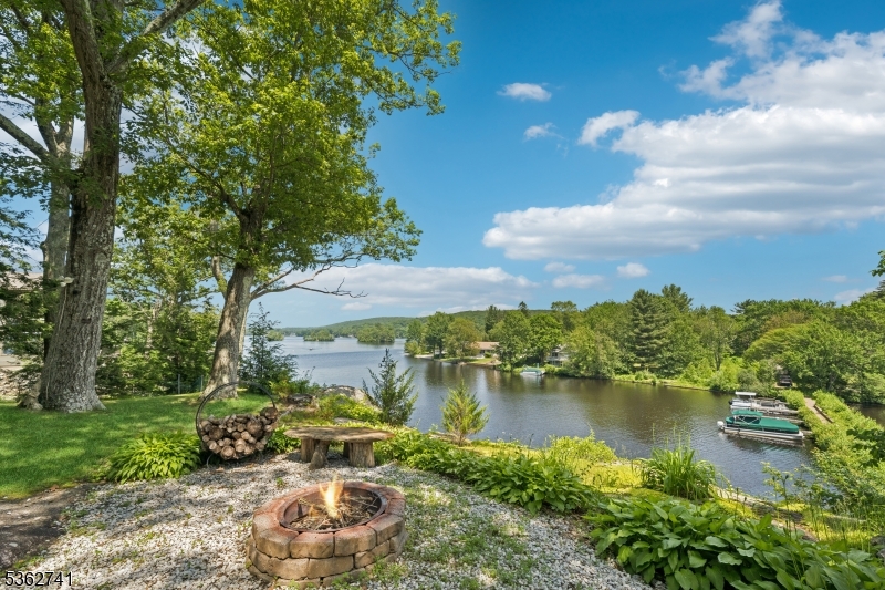 42 Witte Road West Milford, NJ 07421 - Photo 5 of 41