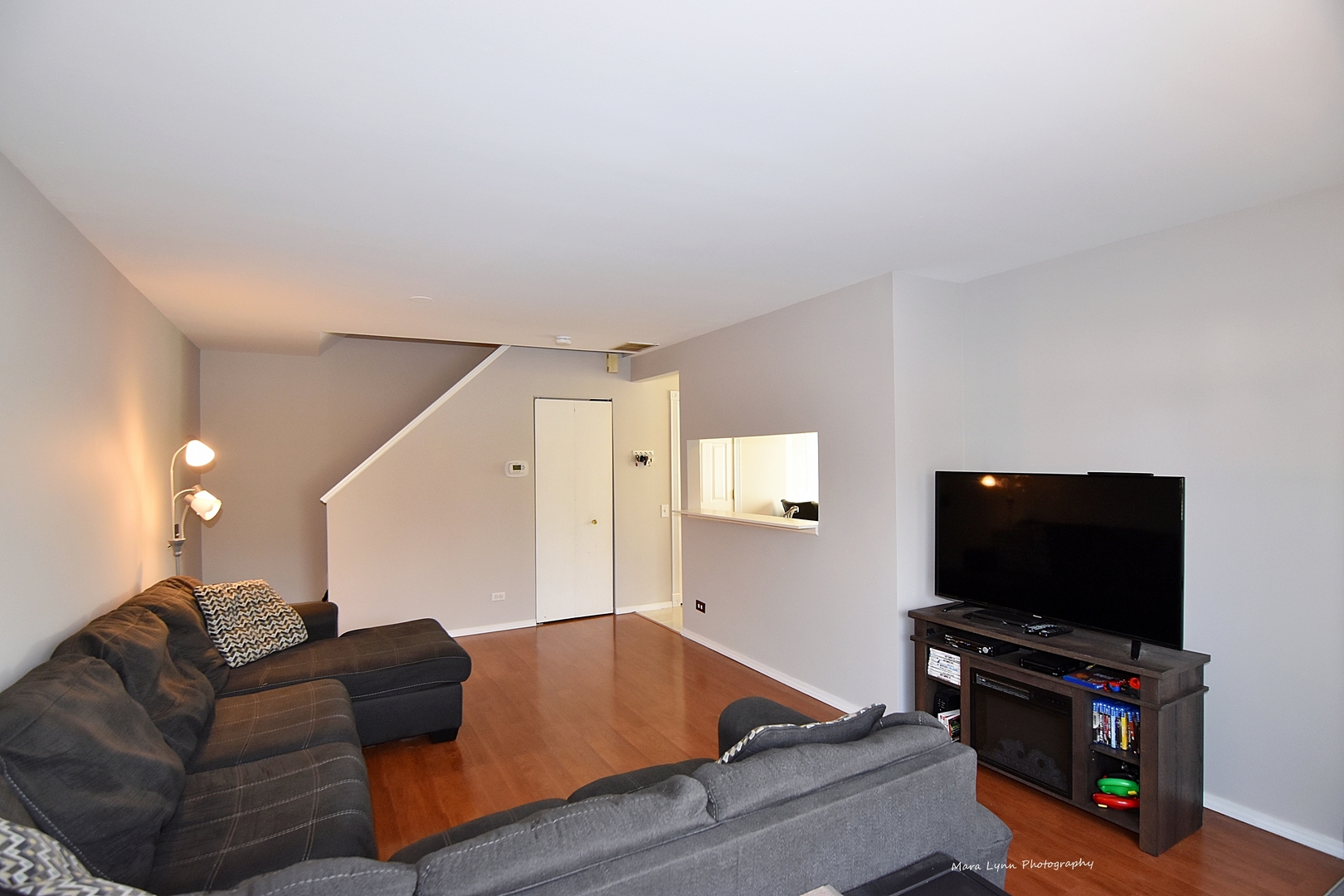 1484 Normantown Road Naperville, IL 60564 - Photo 3 of 19