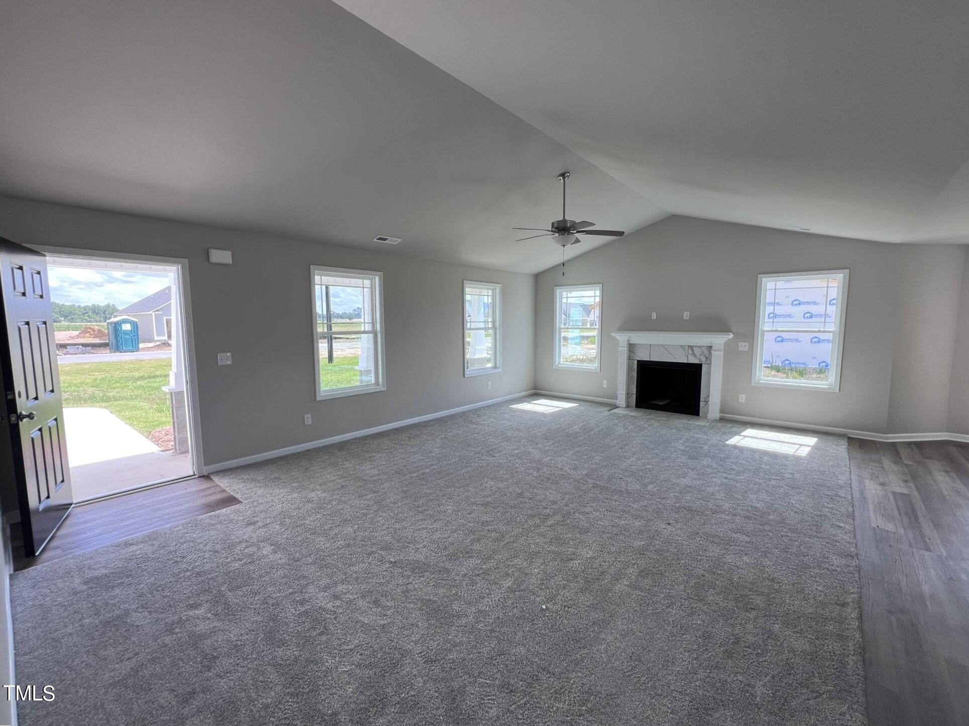 161 Grace Ridge Benson, NC 27504 - Photo 4 of 19 IMG_1347
