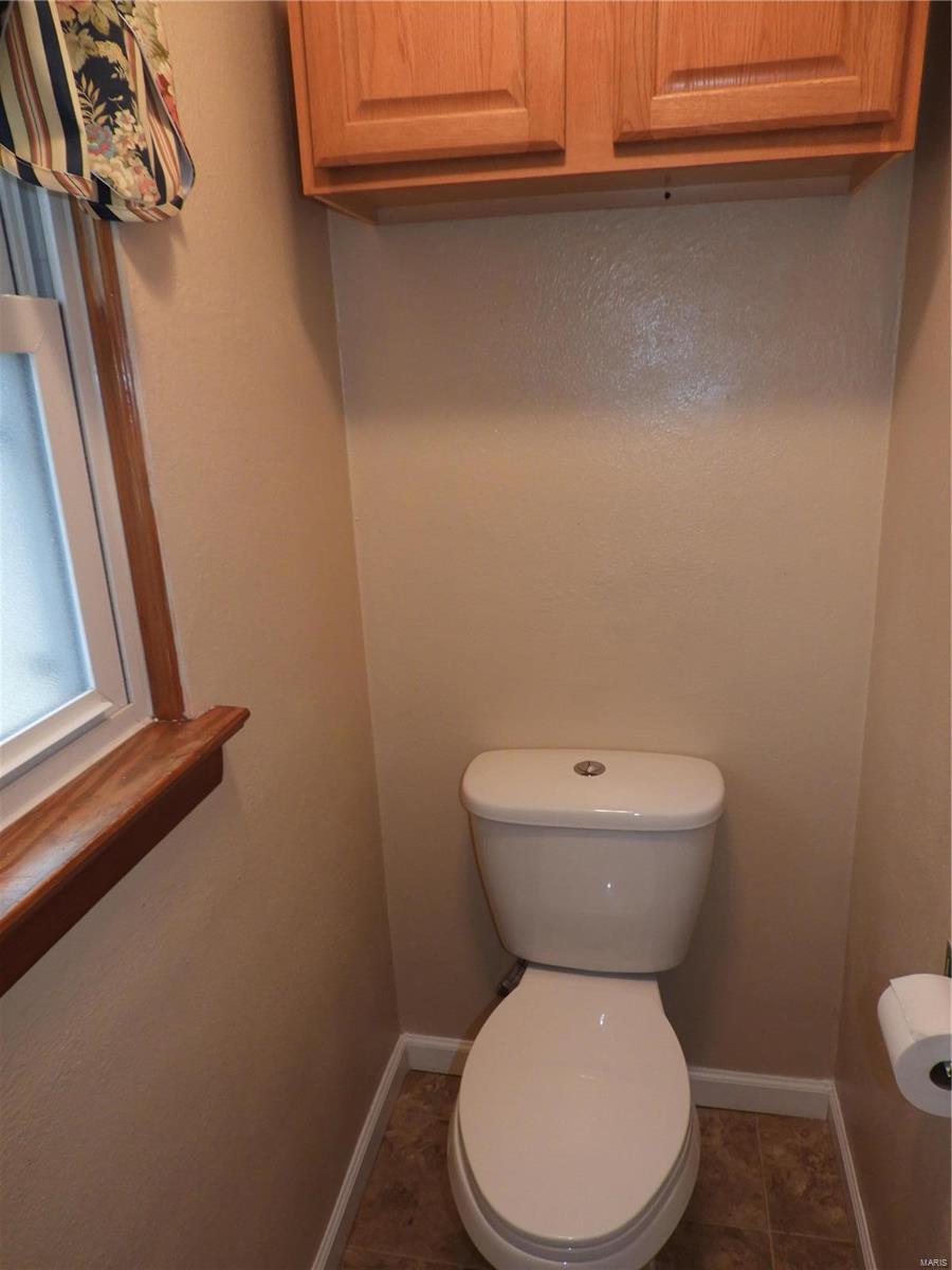 9911 Bunkum Road Fairview Heights, IL 62208 - Photo 12 of 27 Gallery Image 12