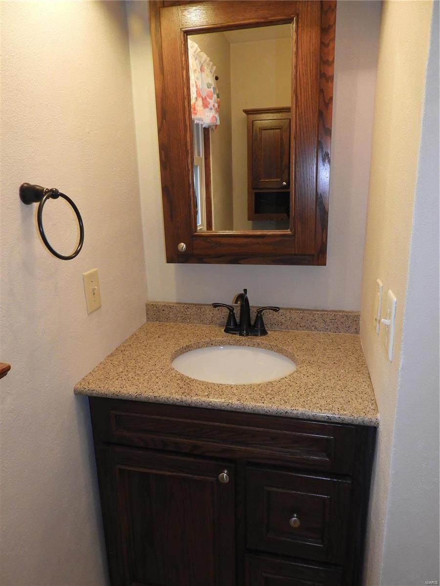 9911 Bunkum Road Fairview Heights, IL 62208 - Photo 23 of 27 Gallery Image 23