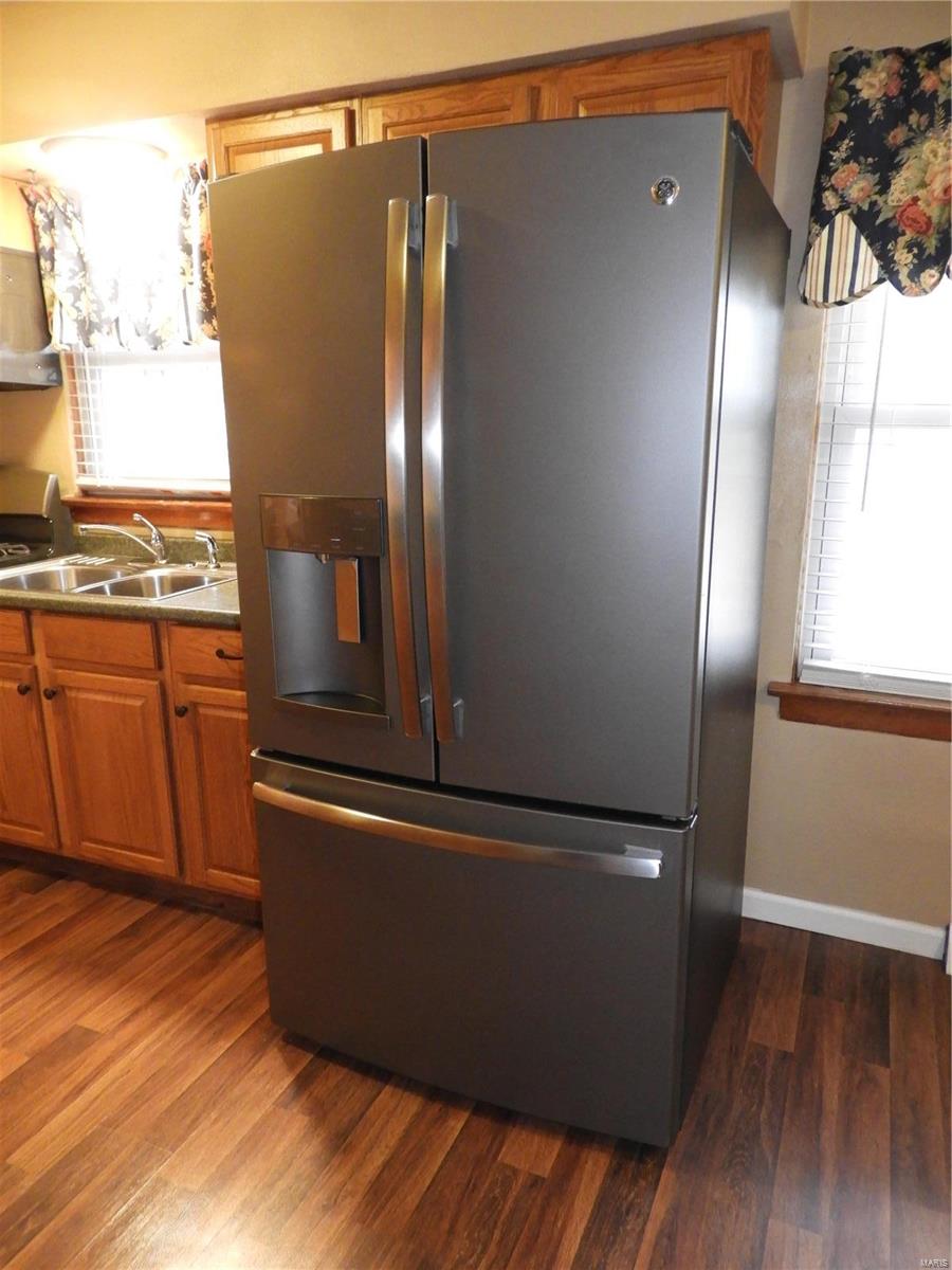 9911 Bunkum Road Fairview Heights, IL 62208 - Photo 10 of 27 Gallery Image 10