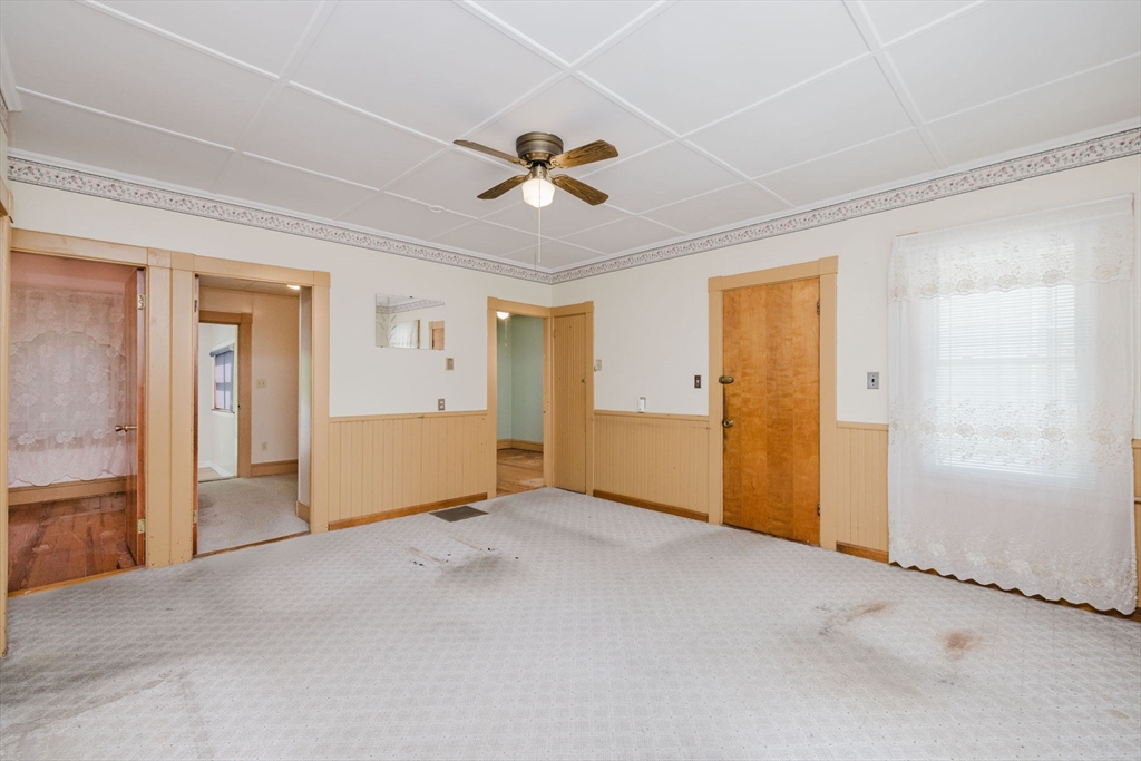 1004 Slade Street Fall River, MA 02724 - Photo 9 of 24 Gallery Image 9