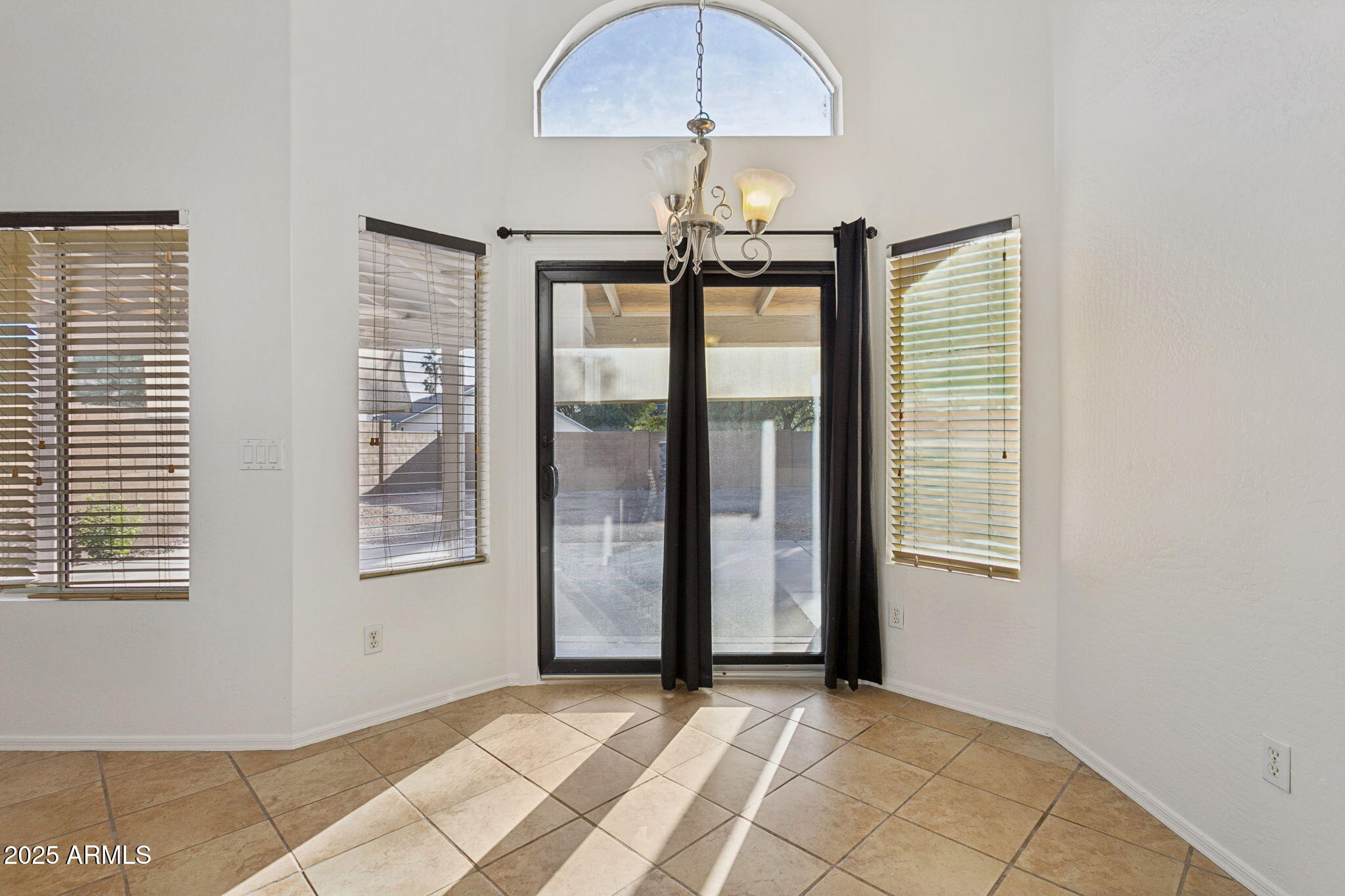 3101 East Wagoner Road Phoenix, AZ 85032 - Photo 12 of 32 Eat in kitchen nook