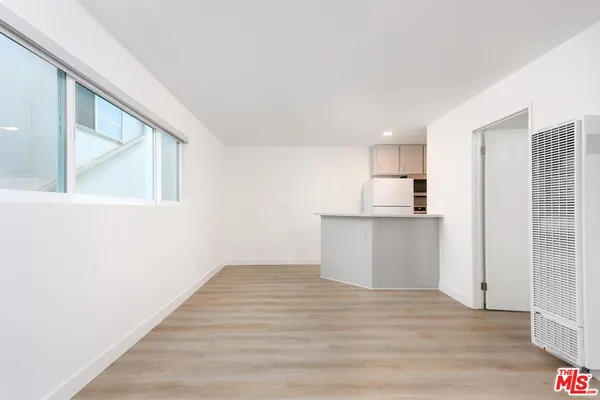 $9,499 | 319 23rd Street, Manhattan Beach, CA 90266