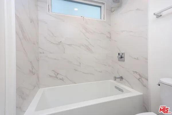$9,499 | 319 23rd Street, Manhattan Beach, CA 90266