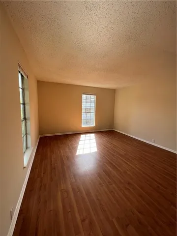 $1,250 | 1316 Aline Street, Unit 30, New Orleans, LA 70115