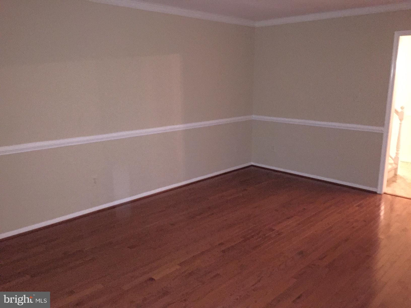 5205 Pumphrey Drive Fairfax, VA 22032 - Photo 11 of 29 Living Room