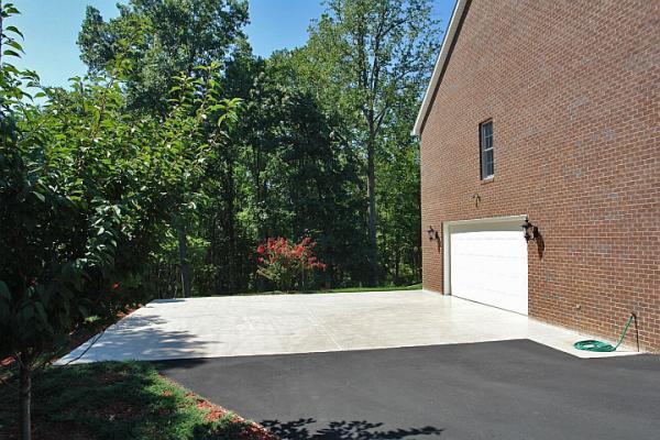 310 Sowder Farm Road Troutville, VA 24175 - Photo 41 of 60 Garage View