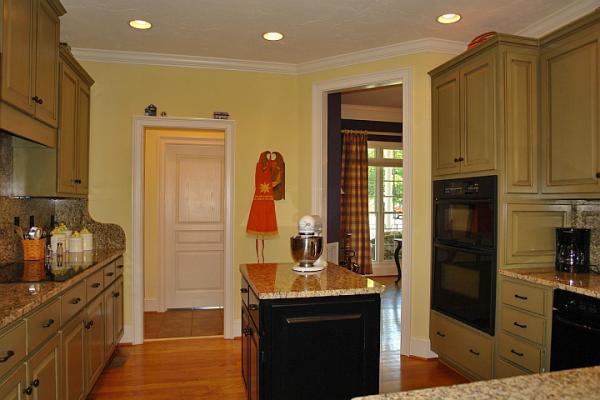 310 Sowder Farm Road Troutville, VA 24175 - Photo 7 of 60 Kitchen