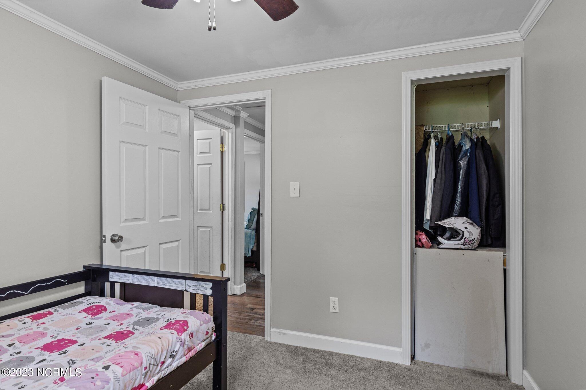 420 Pine Cliff Road Havelock, NC 28532 - Photo 27 of 39 Guest Room