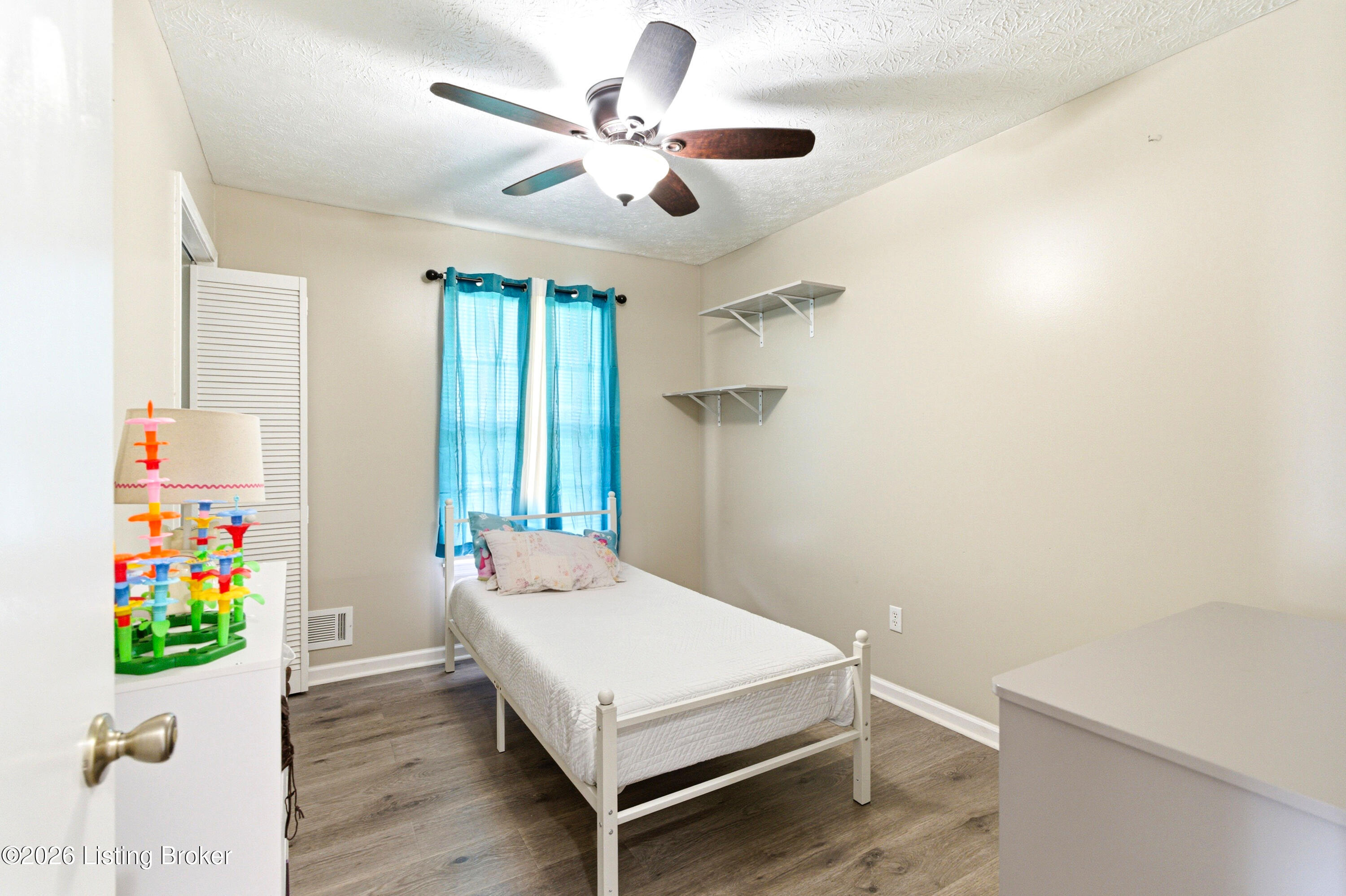 2010 Beech Grv Road Shepherdsville, KY 40165 - Photo 28 of 82 DSC07563