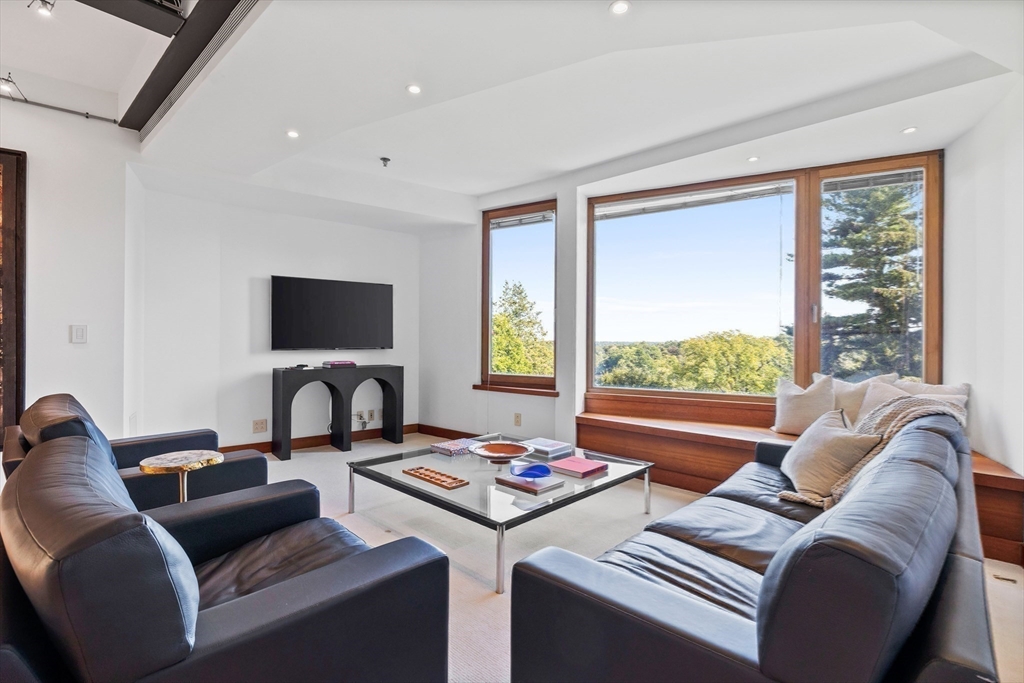 55 Leicester Street Brookline, MA 02445 - Photo 32 of 41