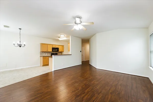 $2,000 | 3215 Painted Meadow Circle, Katy, TX 77449