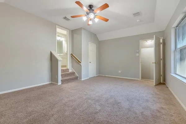 $499,000 | 46 East Hobbit Glen Drive, Conroe, TX 77384