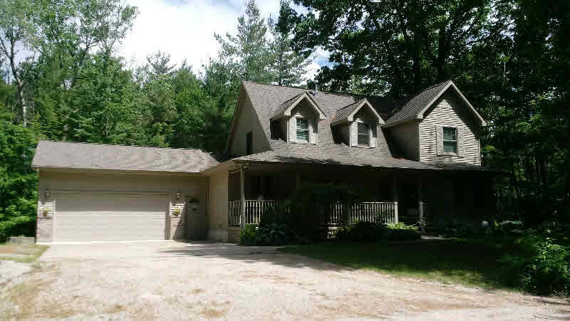 4726 North Carter Road Pinconning, MI 48650 - Photo 1 of 21