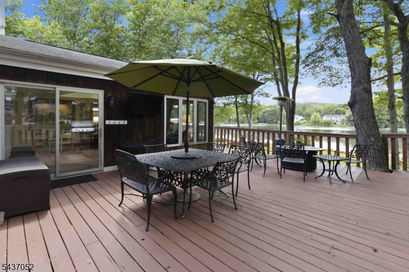 39 Meadowbrook Road Randolph, NJ 07869 - Photo 37 of 47