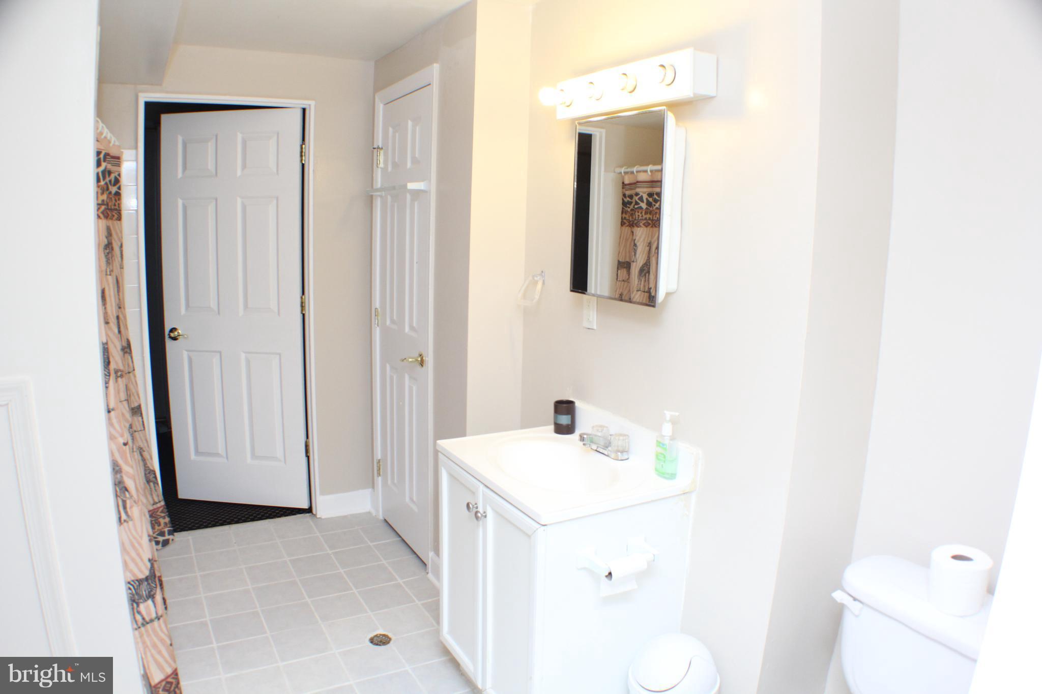 9201 Bluefield Road Bowie, MD 20721 - Photo 14 of 17 Basement Full Bath