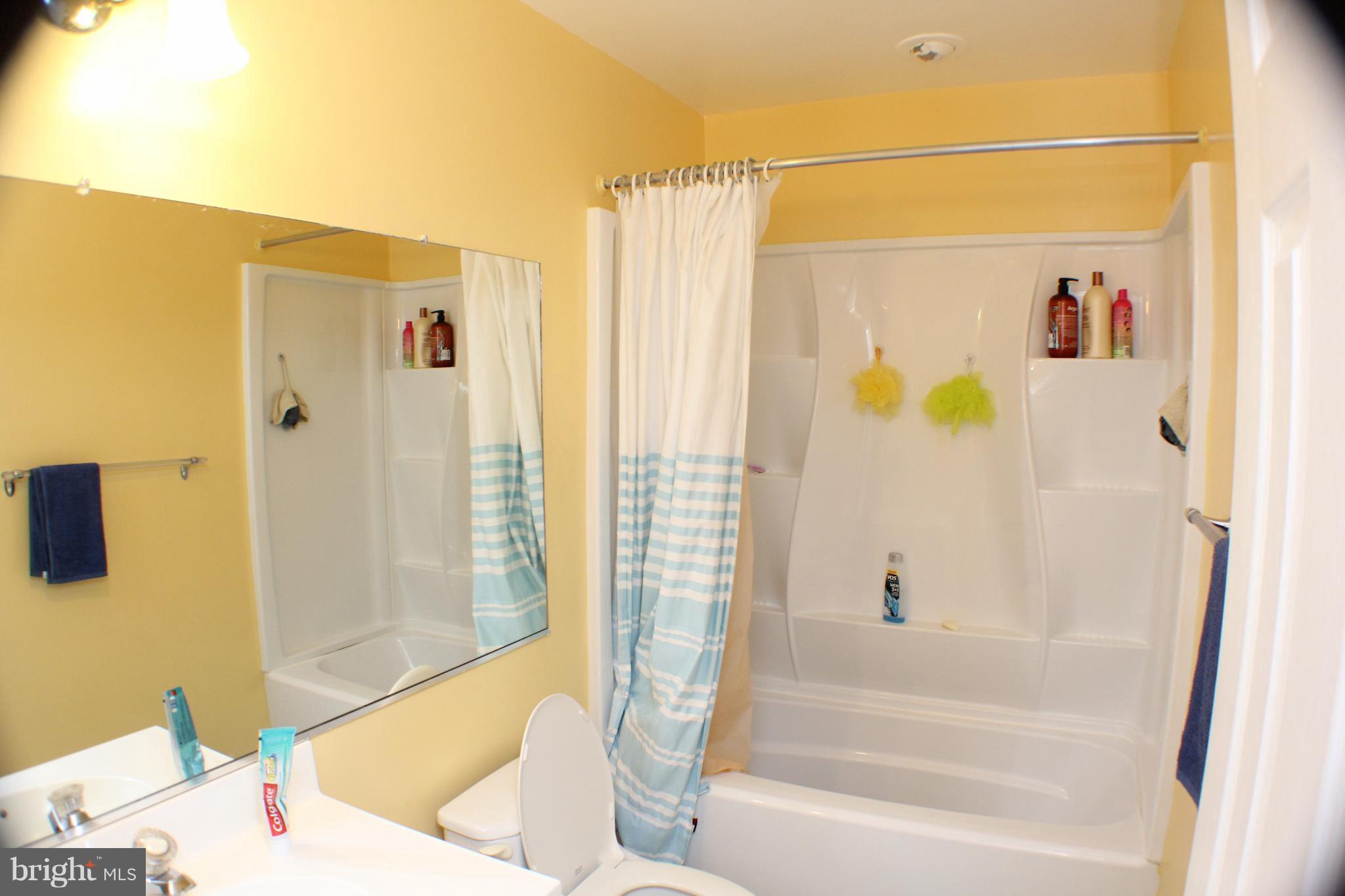 9201 Bluefield Road Bowie, MD 20721 - Photo 7 of 17 Bath