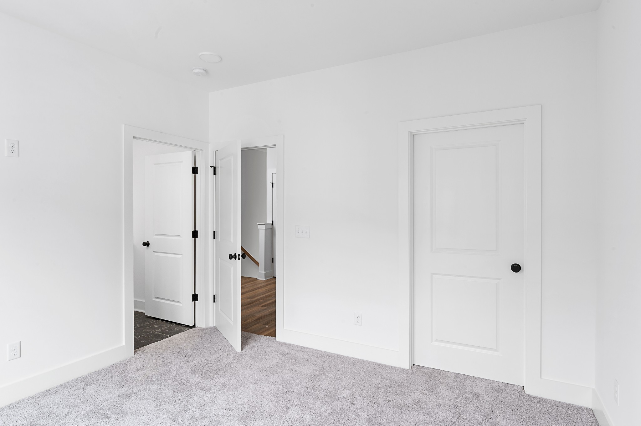 708 North Dupont Avenue Madison, TN 37115 - Photo 14 of 28 a view of an empty room